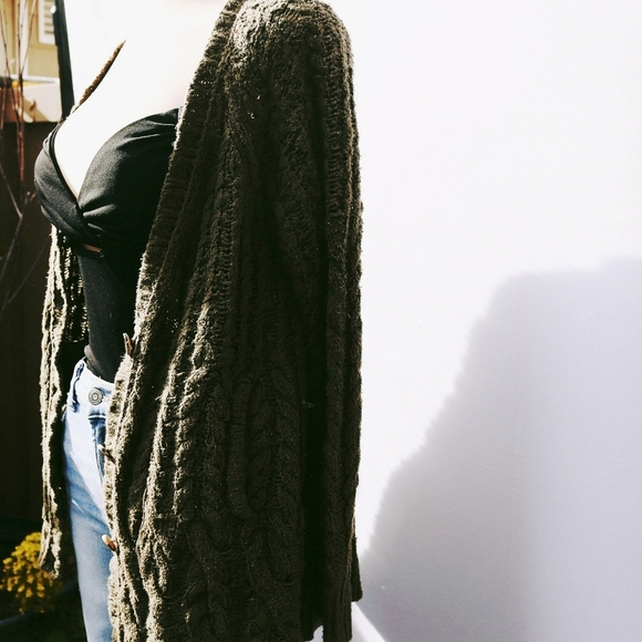 FREE PEOPLE Cable Knit Cardigan Olive Green, Small - Picture 5 of 11